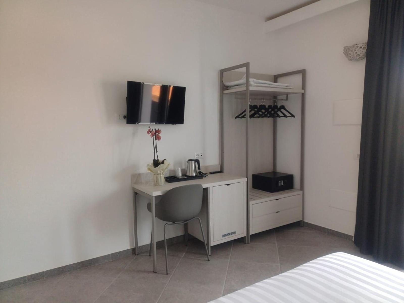 Domo Annalisa Hotel Tortolì Екстериор снимка